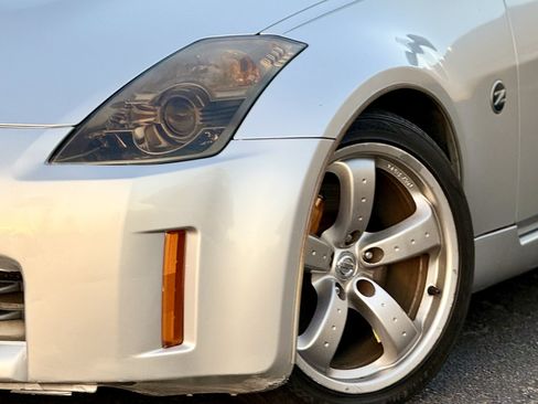 Used 2007 Nissan 350Z Grand Touring w/ Cargo Convenience Pkg RWD image 8