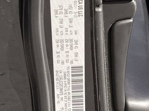 Used 2015 Jeep Grand Cherokee Overland image 32