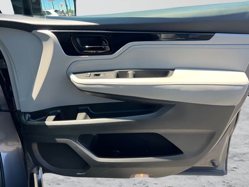 Used 2018 Honda Odyssey Elite image 32