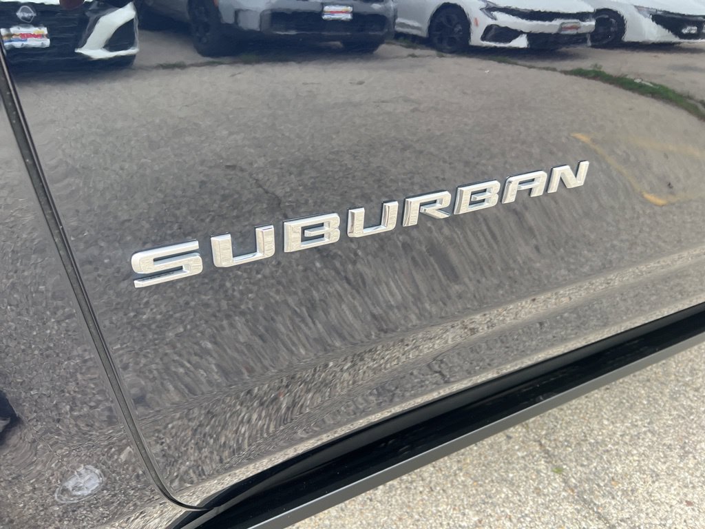 Used 2021 Chevrolet Suburban High Country AWD/4WD image 34