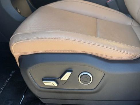 Used 2025 Hyundai Santa Fe Limited image 17