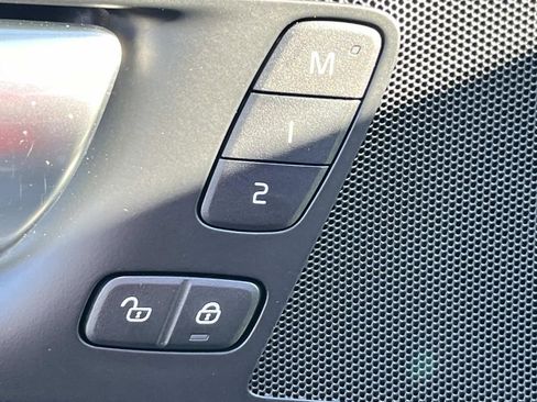 New 2026 Volvo XC60 T8 Core w/ Climate Package image 24