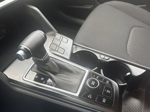 Used 2025 Kia Sportage LX FWD image 38