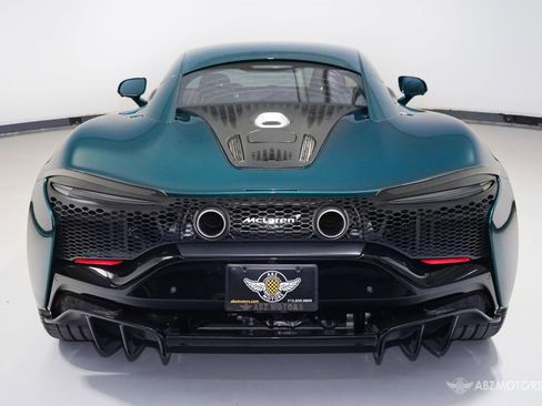 Used 2024 McLaren Artura RWD image 8