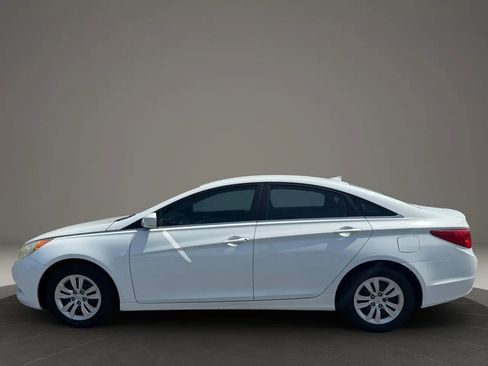 Used 2011 Hyundai Sonata GLS FWD image 4