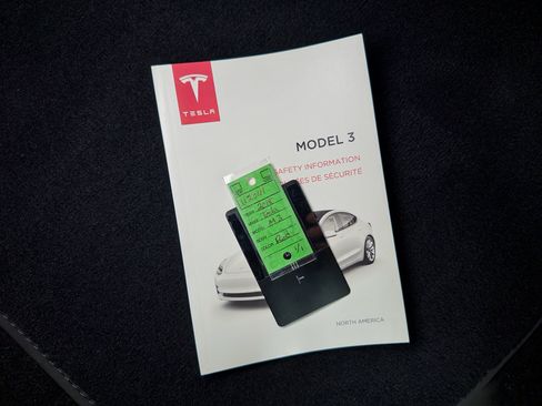 Used 2018 Tesla Model 3 Long Range image 21