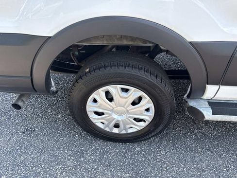 Used 2025 Ford Transit 250 Low Roof w/ Exterior Upgrade Package RWD image 16