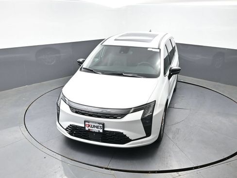 New 2027 Chrysler Pacifica Select FWD image 33
