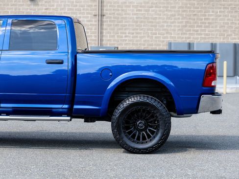 Used 2015 RAM 2500 Tradesman w/ Chrome Appearance Group AWD/4WD image 16