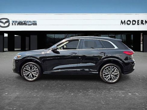 Used 2025 Audi Q5 Premium Plus AWD/4WD image 2