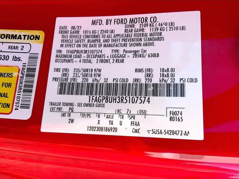 Used 2024 Ford Mustang Convertible image 36