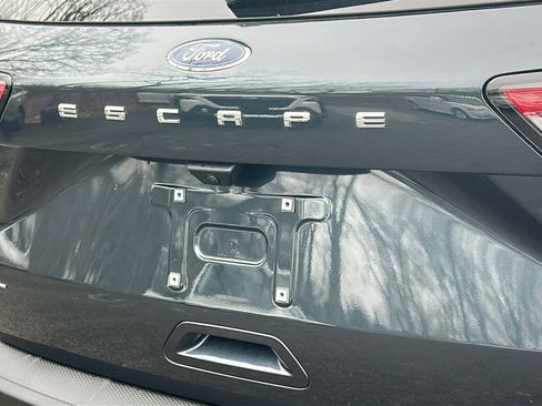 Used 2022 Ford Escape SEL AWD/4WD image 8