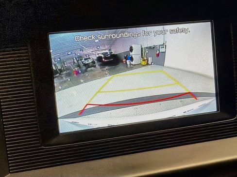 Used 2019 Hyundai Elantra SE w/ Cargo Package FWD image 15