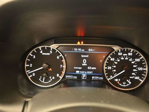 Used 2025 Nissan Altima 2.5 SV FWD image 19