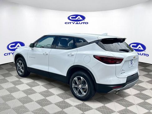 Used 2023 Chevrolet Blazer LT FWD image 5