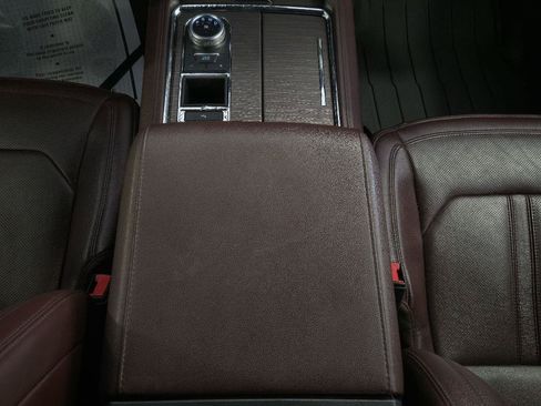 Used 2023 Ford Expedition Limited RWD image 19