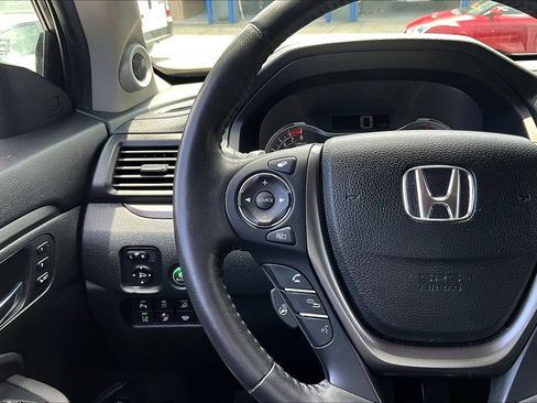 Used 2023 Honda Ridgeline RTL-E image 9