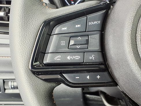 Used 2025 Subaru Forester Touring AWD/4WD image 17