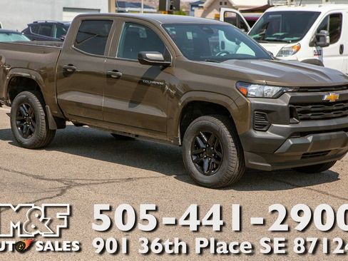 Used 2023 Chevrolet Colorado W/T RWD image 1