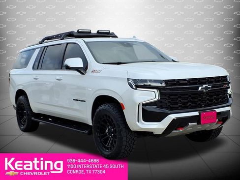 Used 2024 Chevrolet Suburban Z71 w/ Z71 Off-Road Package image 3