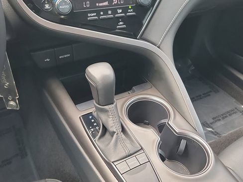 Certified 2023 Toyota Camry SE FWD image 15