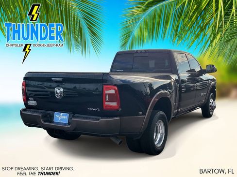 Used 2022 RAM 3500 Limited AWD/4WD image 4