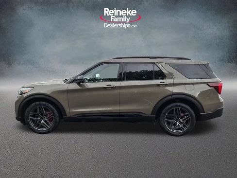 New 2026 Ford Explorer ST w/ Sun And Sound Package AWD/4WD image 9