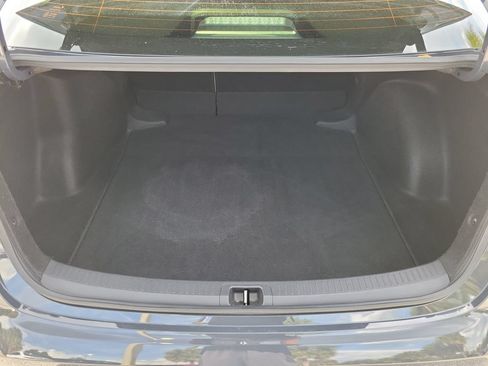 Used 2025 Toyota Corolla LE FWD image 8