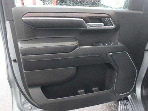 Used 2023 GMC Sierra 1500 SLT image 15