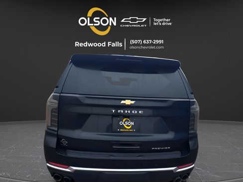 Used 2025 Chevrolet Tahoe Premier AWD/4WD image 4