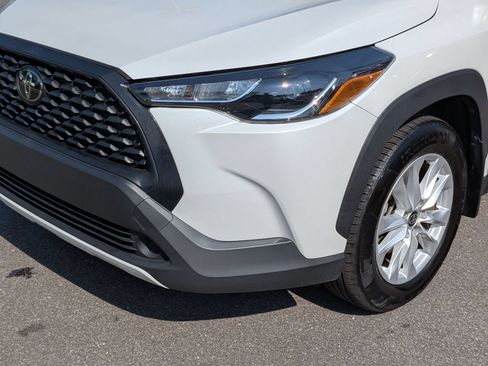 Used 2022 Toyota Corolla Cross LE FWD image 9