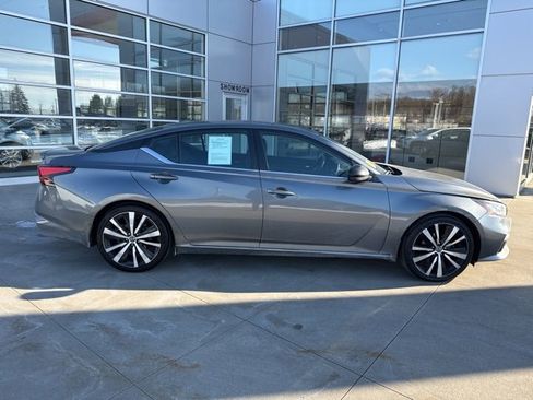 Used 2022 Nissan Altima 2.0 SR image 8