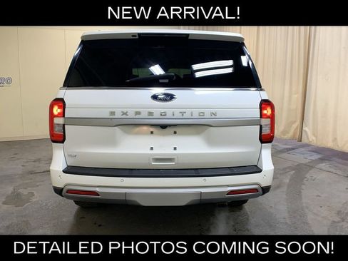 Certified 2024 Ford Expedition XLT AWD/4WD image 4