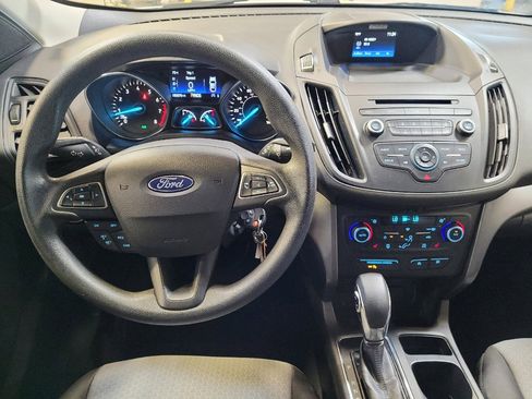 Used 2018 Ford Escape SE image 22