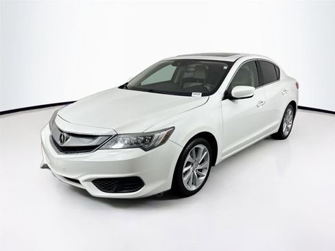 Used 2018 Acura ILX w/ Technology Plus Package image 2