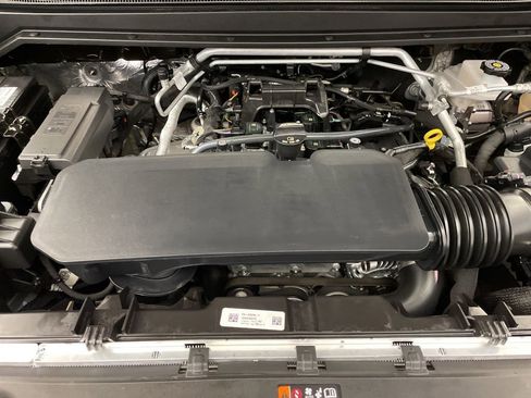 Used 2024 Chevrolet Colorado W/T w/ WT Convenience Package II image 30