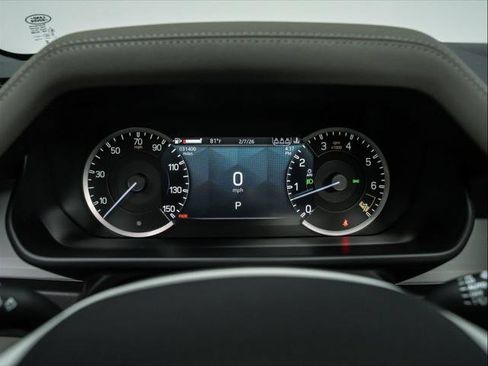 Used 2023 Land Rover Defender 110 SE AWD/4WD image 22