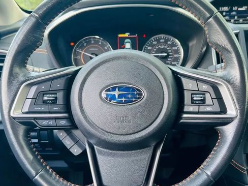 Used 2019 Subaru Crosstrek 2.0i Limited w/ Moonroof Package w/Navigation AWD/4WD image 12