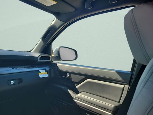 New 2026 Toyota Tacoma SR5 image 11