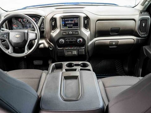 Used 2025 Chevrolet Silverado 1500 Custom RWD image 25
