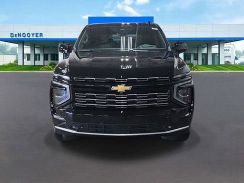 New 2026 Chevrolet Suburban High Country AWD/4WD image 3