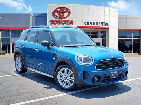 Used 2022 MINI Cooper Countryman FWD image 2