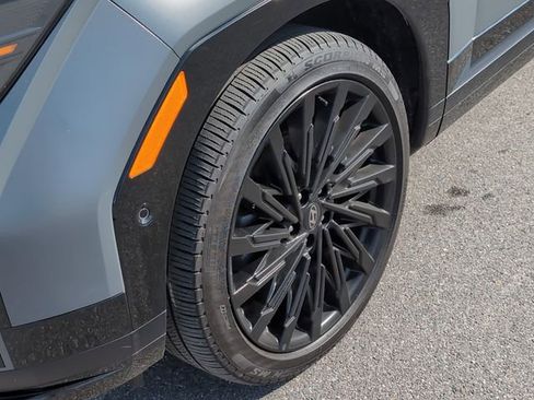 Used 2024 Hyundai Santa Fe Calligraphy image 11