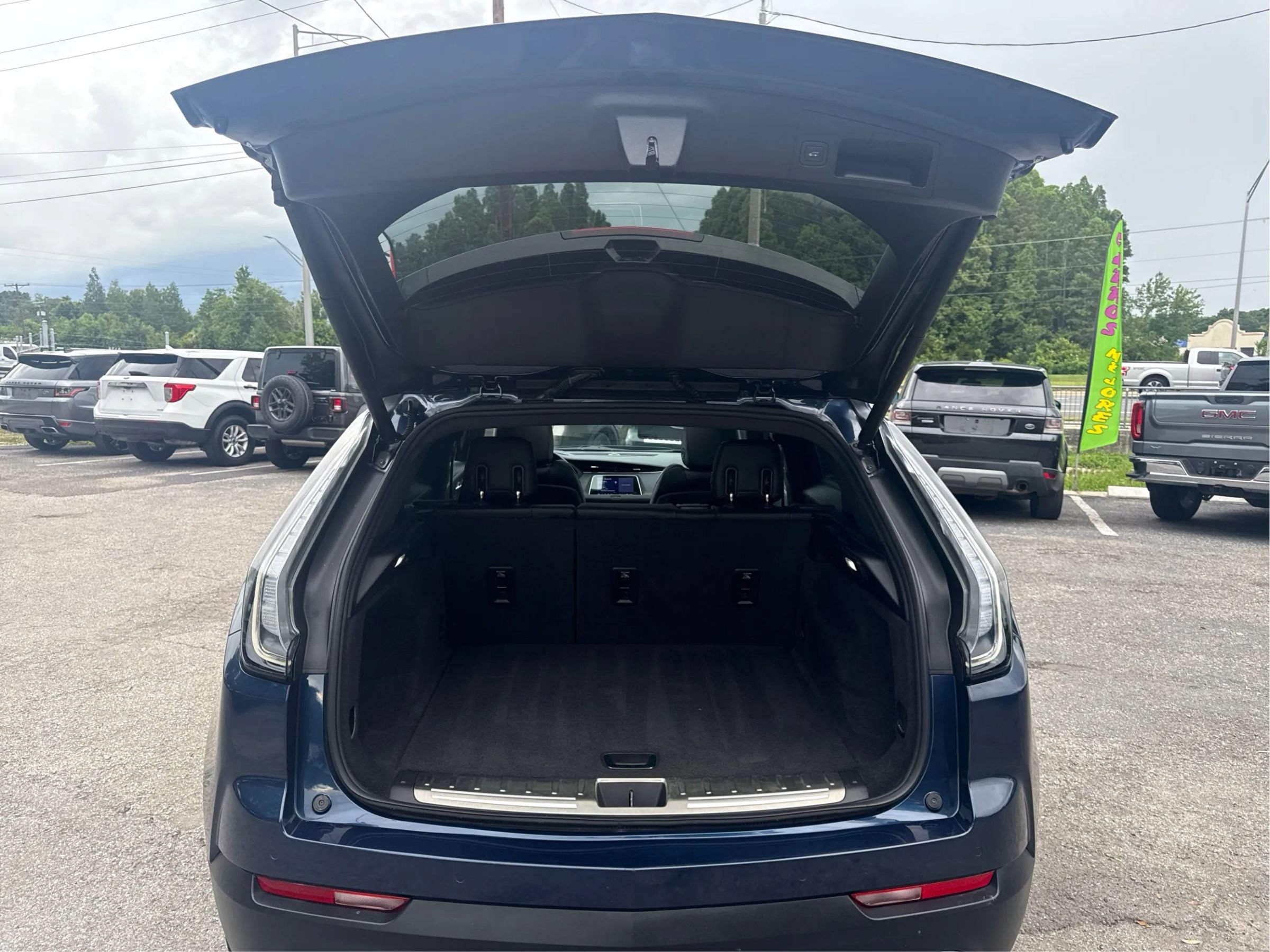 Used 2021 Cadillac XT4 Sport AWD/4WD image 14