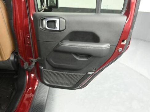 Used 2021 Jeep Wrangler Unlimited Sahara w/ Cold Weather Group AWD/4WD image 29