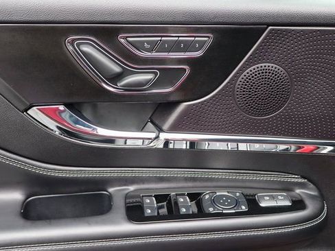 Used 2023 Lincoln Corsair Standard w/ Equipment Group 101A image 24