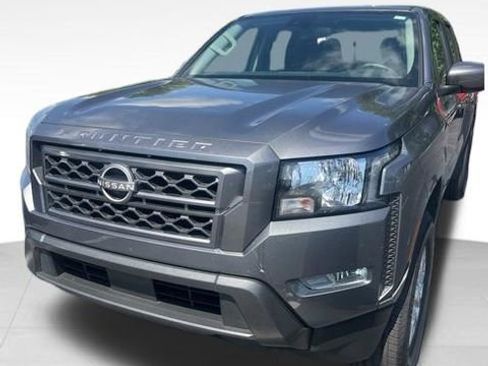 Certified 2024 Nissan Frontier SV w/ SV Convenience Package RWD image 18
