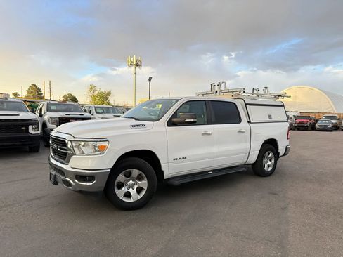 Used 2019 RAM 1500 Big Horn AWD/4WD image 3
