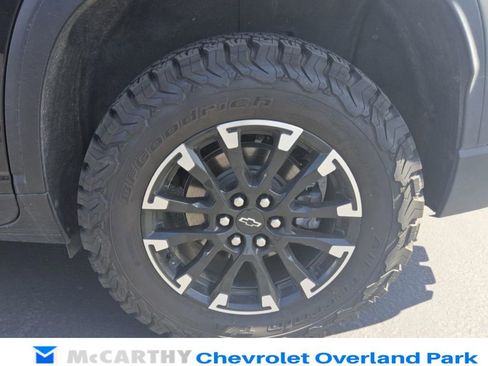 Used 2024 Chevrolet Traverse Z71 w/ Enhanced Driving Package AWD/4WD image 9