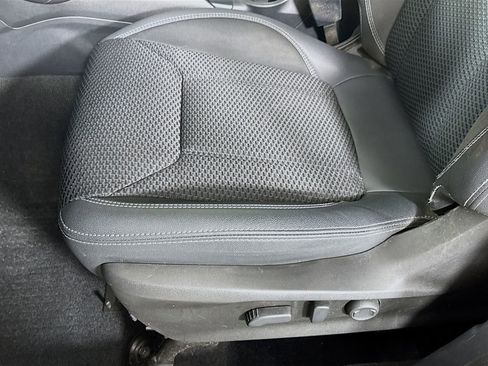 Used 2021 Subaru Forester Premium AWD/4WD image 22